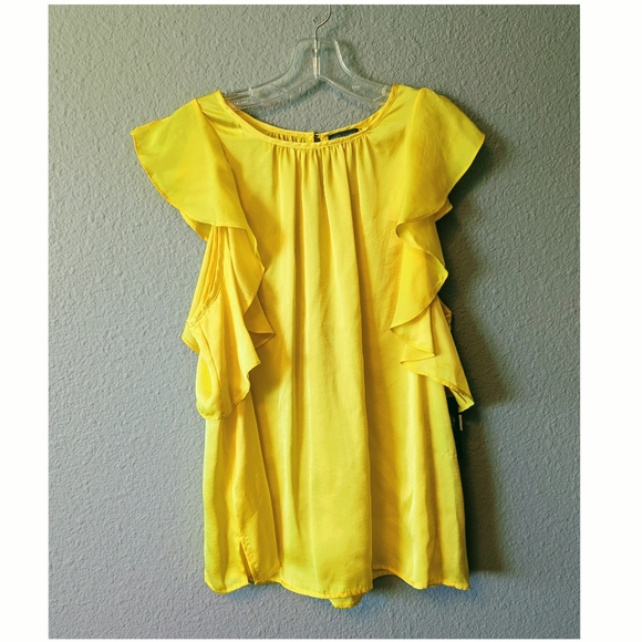 NWT Vince Camuto Bright Yellow Ruffled Sleeve Blouse Top Sz. L - Picture 2 of 9